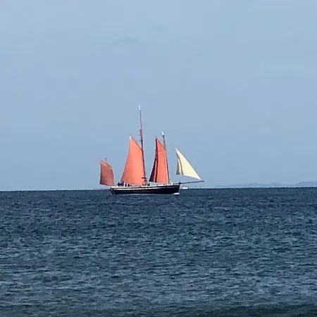La Melodie Des Vagues Portbail